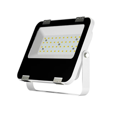 Putih Atau Hitam Aluminium LED SMD Lampu Sorot Luar Ruangan 30W 3900lm Hemat Energi