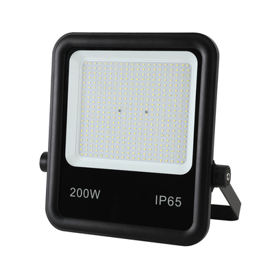 Hemat Energi Lumen Tinggi IP65 Waterproof LED Floodlights 20W-300W untuk Flootball Stadium Tennis Court Lighting